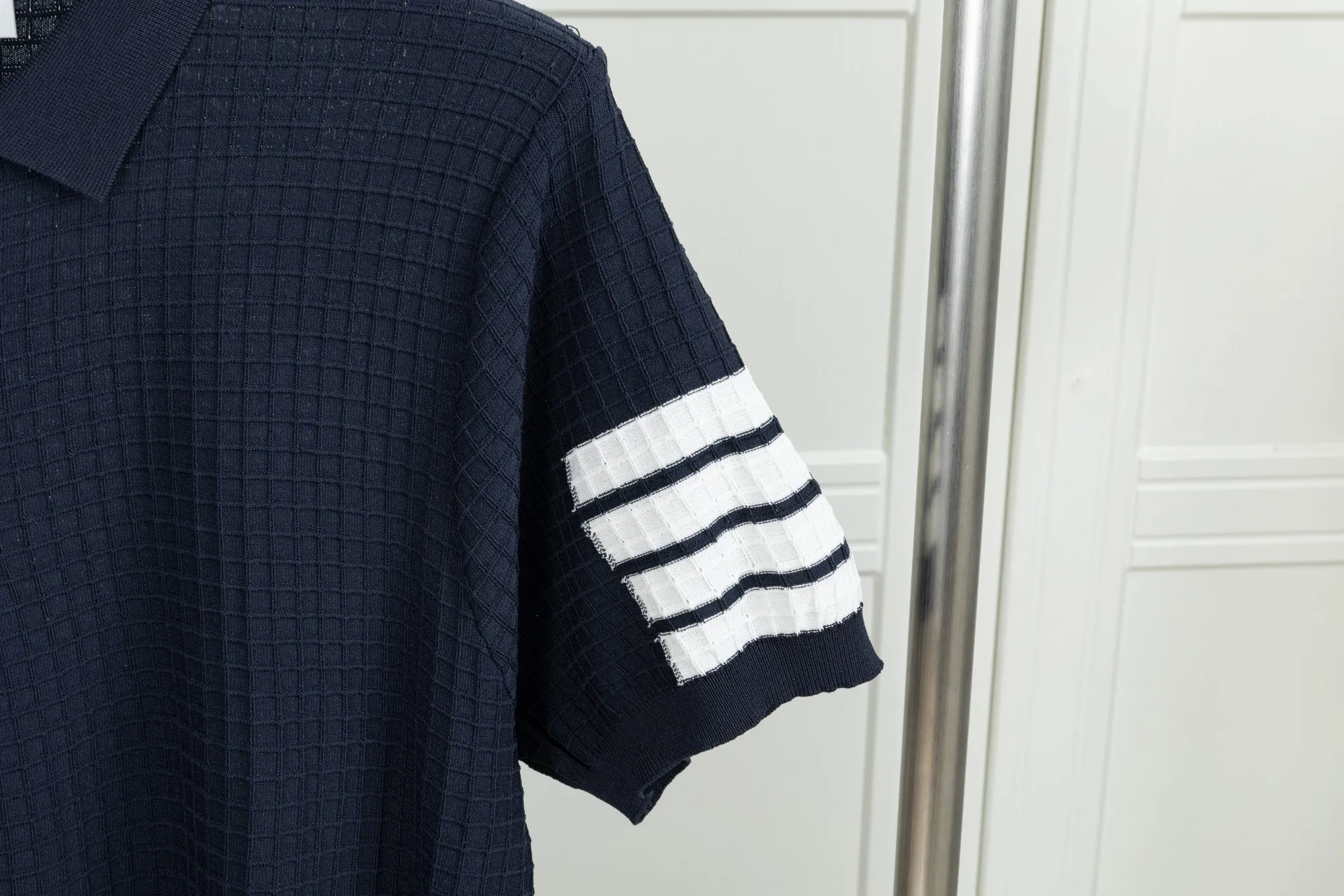 𝑻𝒉𝒐𝒎 𝑩𝒓𝒐𝒘𝒏𝒆 polo 𝑻𝒉𝒐𝒎 𝑩𝒓𝒐𝒘𝒏𝒆 . 25ss New Arrival polo ZP ， ， ， Same Style Same Style TB + + ：White Black Navy Blue ：M-3XL